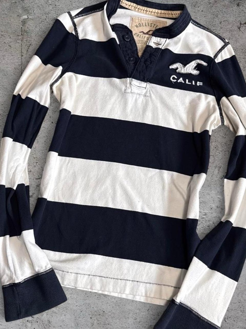 Hollister Vintage Y2K Navy/White Stripe Heavyweight long sleeve shirt